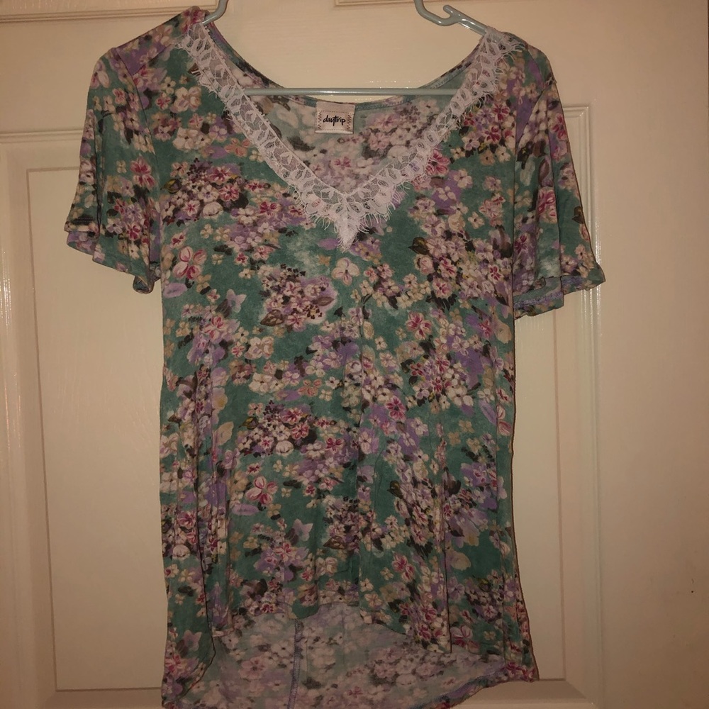day trip size small juniors blue short sleeve